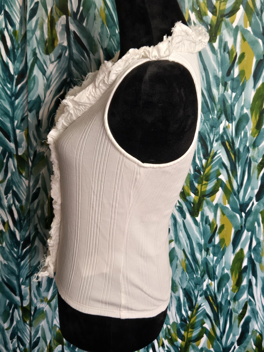 Pilcro V-Neck Ruffle-Front Tank Top - Picture 4 of 9